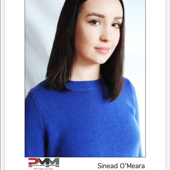 đź’™Royal Blue Knit Sweaterđź’™ - Picture 2 of 3